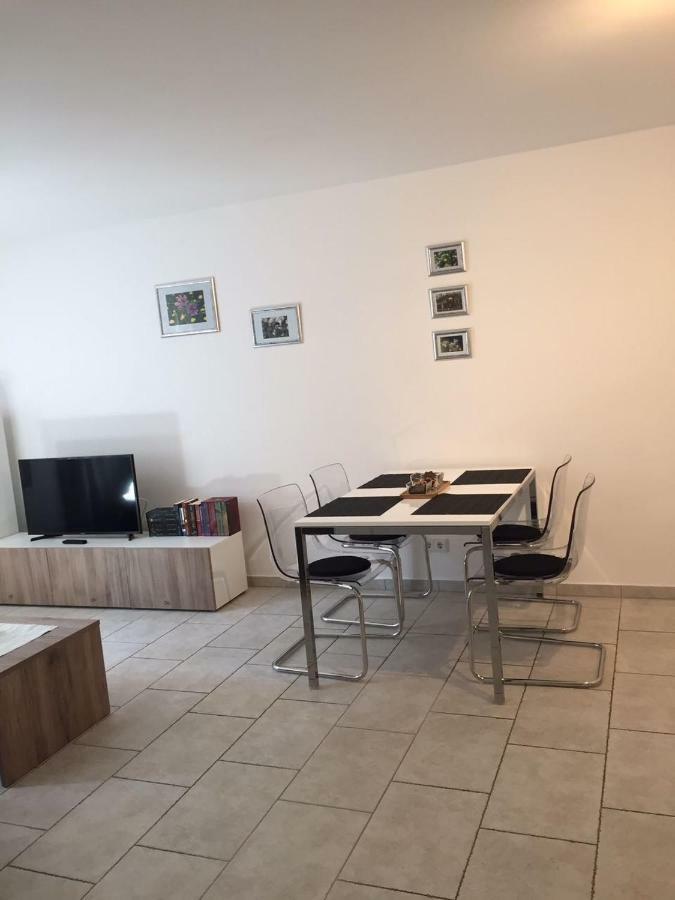 Mi&ca702 Apartamento *